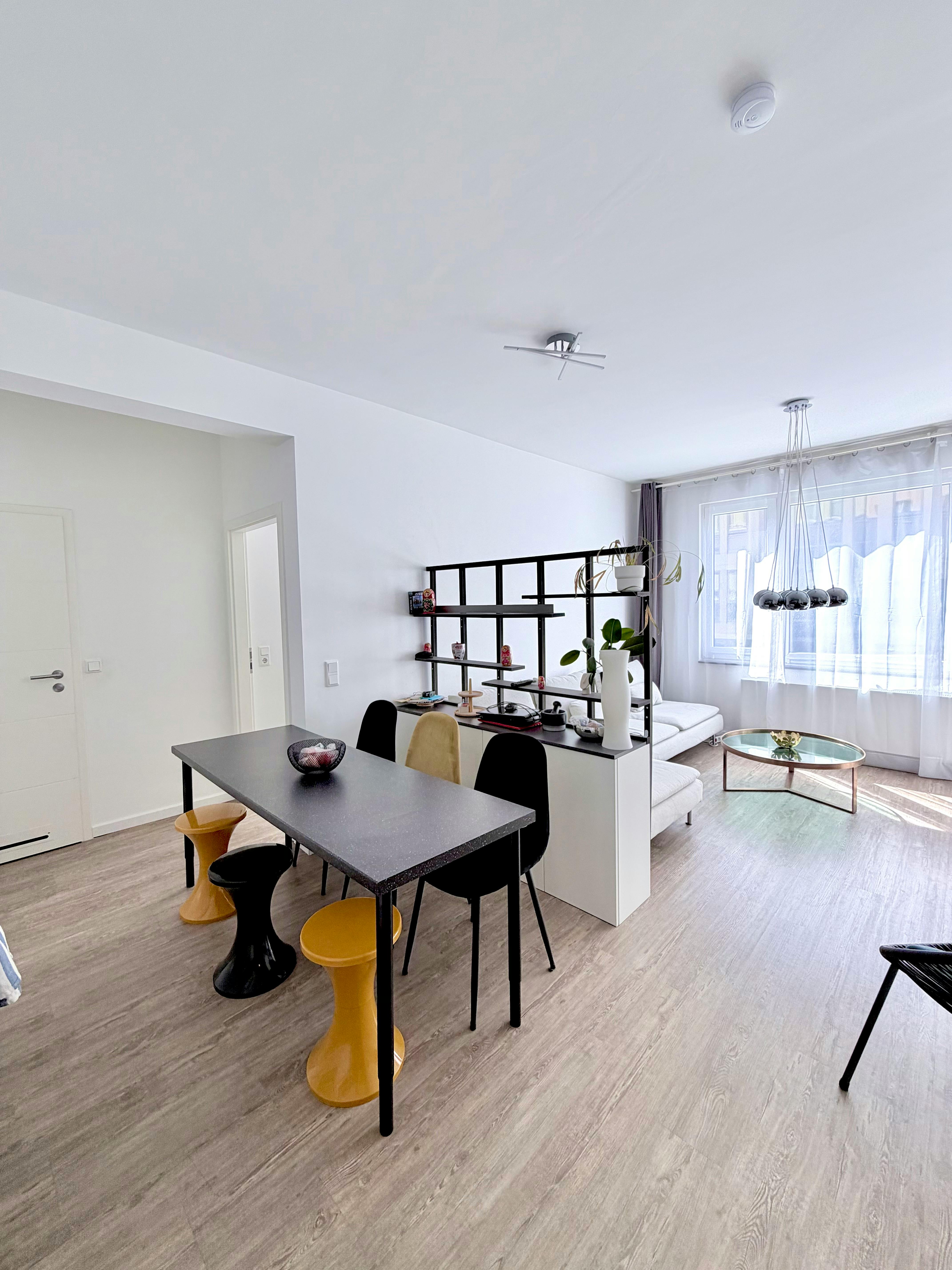 Apartamento para alugar por € 2.195 por mês em Köln, Bismarckstraße