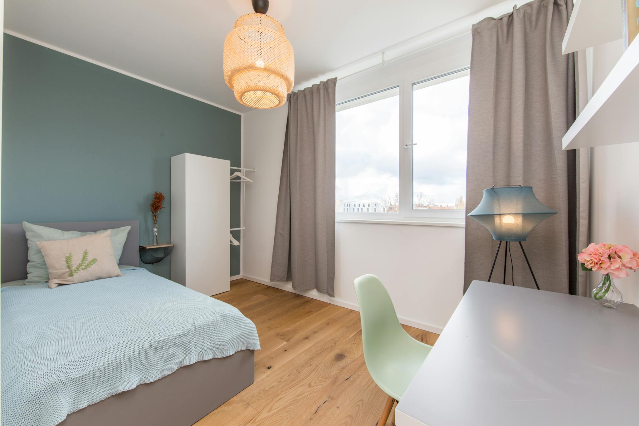 Nazarethkirchstraße, Berlin preview