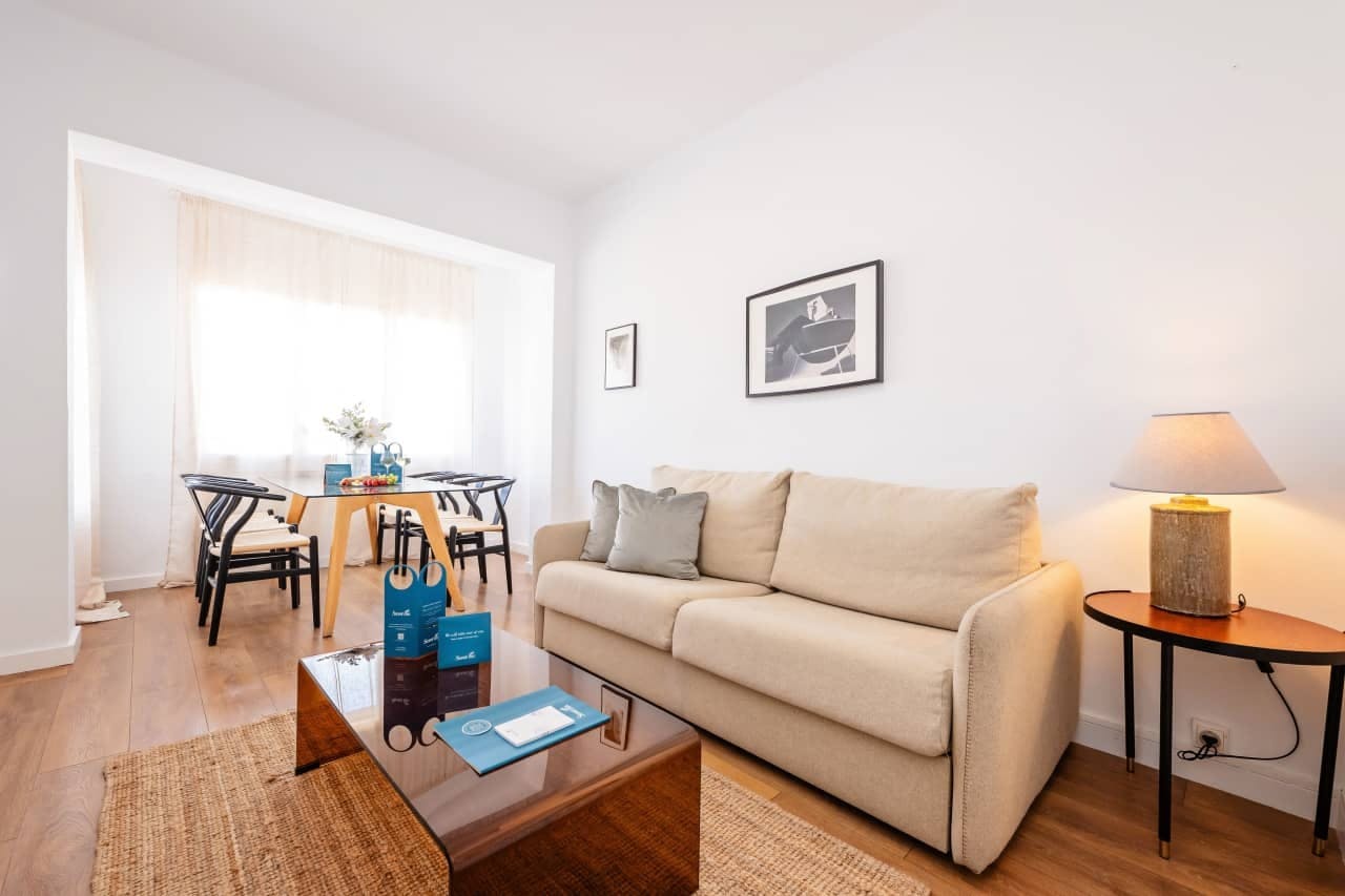 Carrer de Rocafort, Barcelona preview