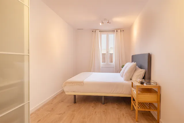3-Bedroom Apartment in Carrer La Rambla, Barcelona (1055641) room image 40