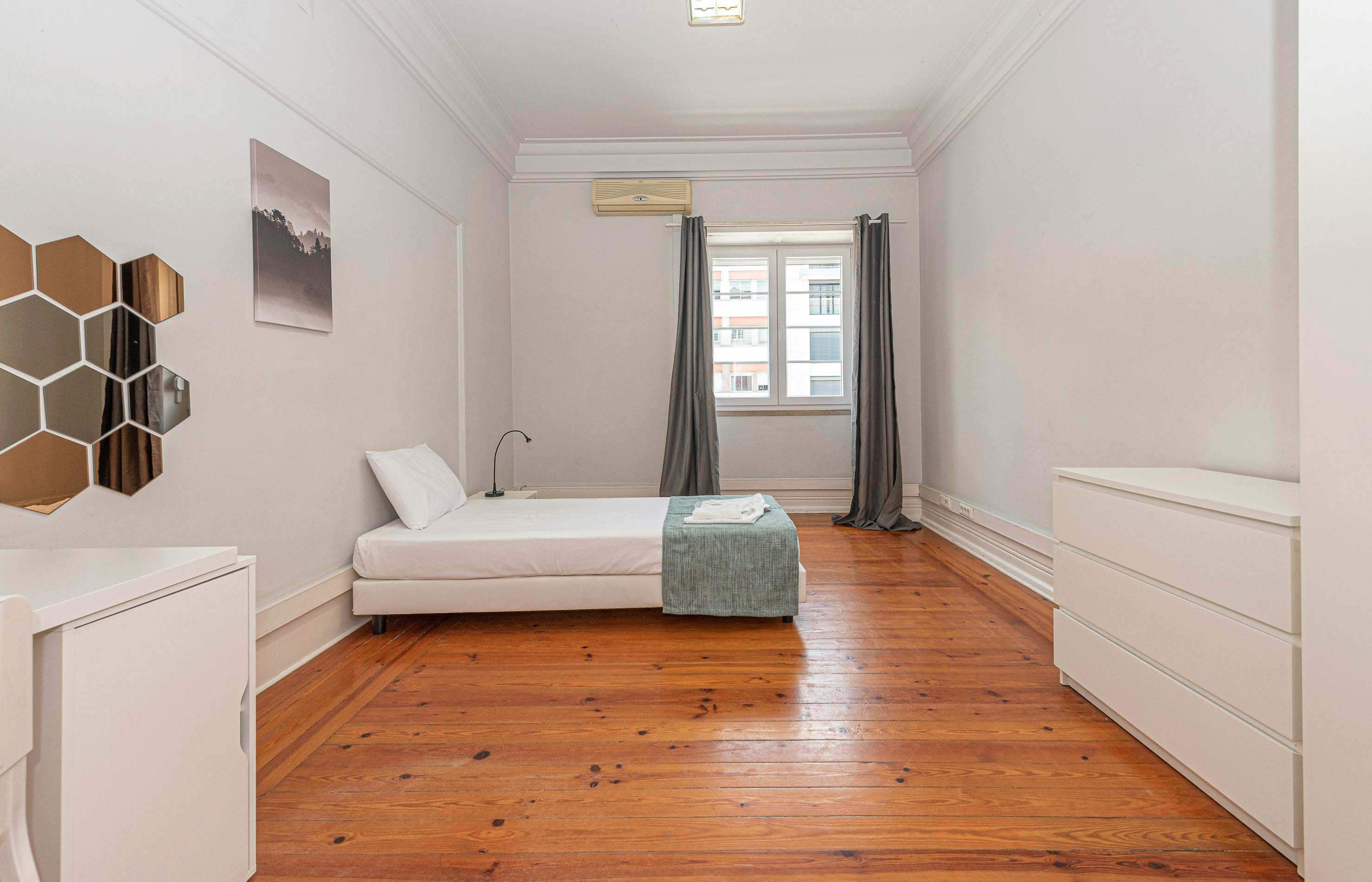 Avenida António Augusto de Aguiar, Lisbon preview