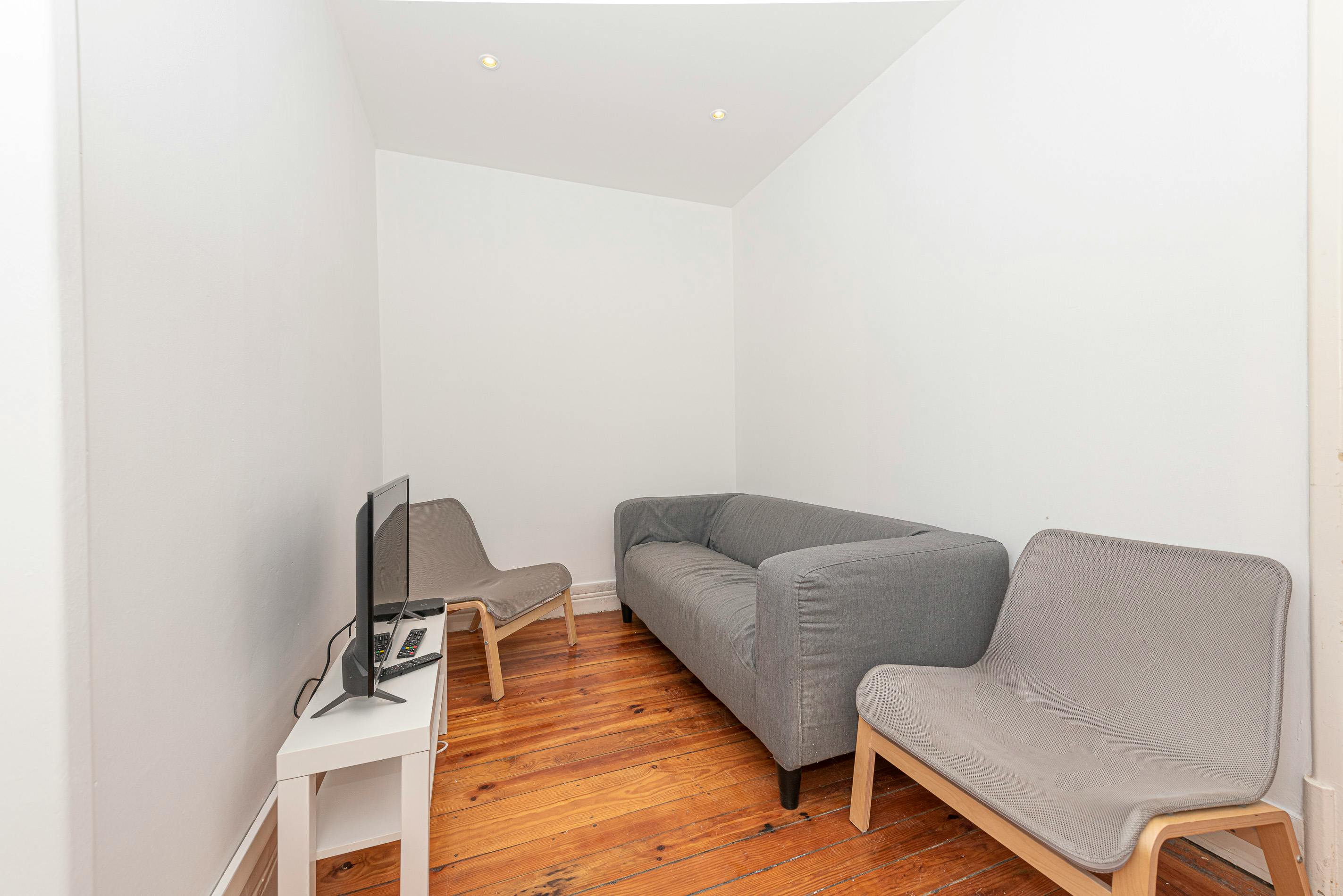 Single room Lisbon, 9m² — photo 22