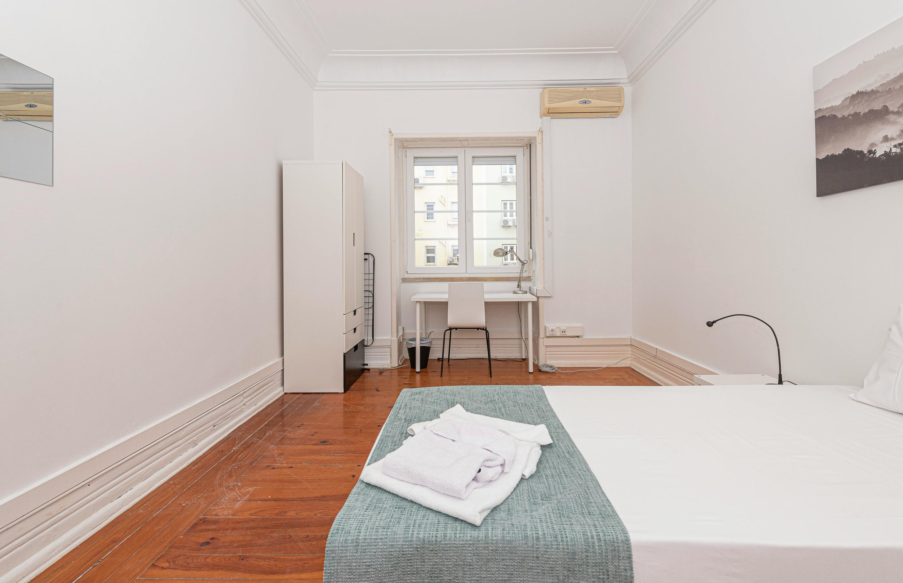 Apartment Lisbon, 180m² — photo 27