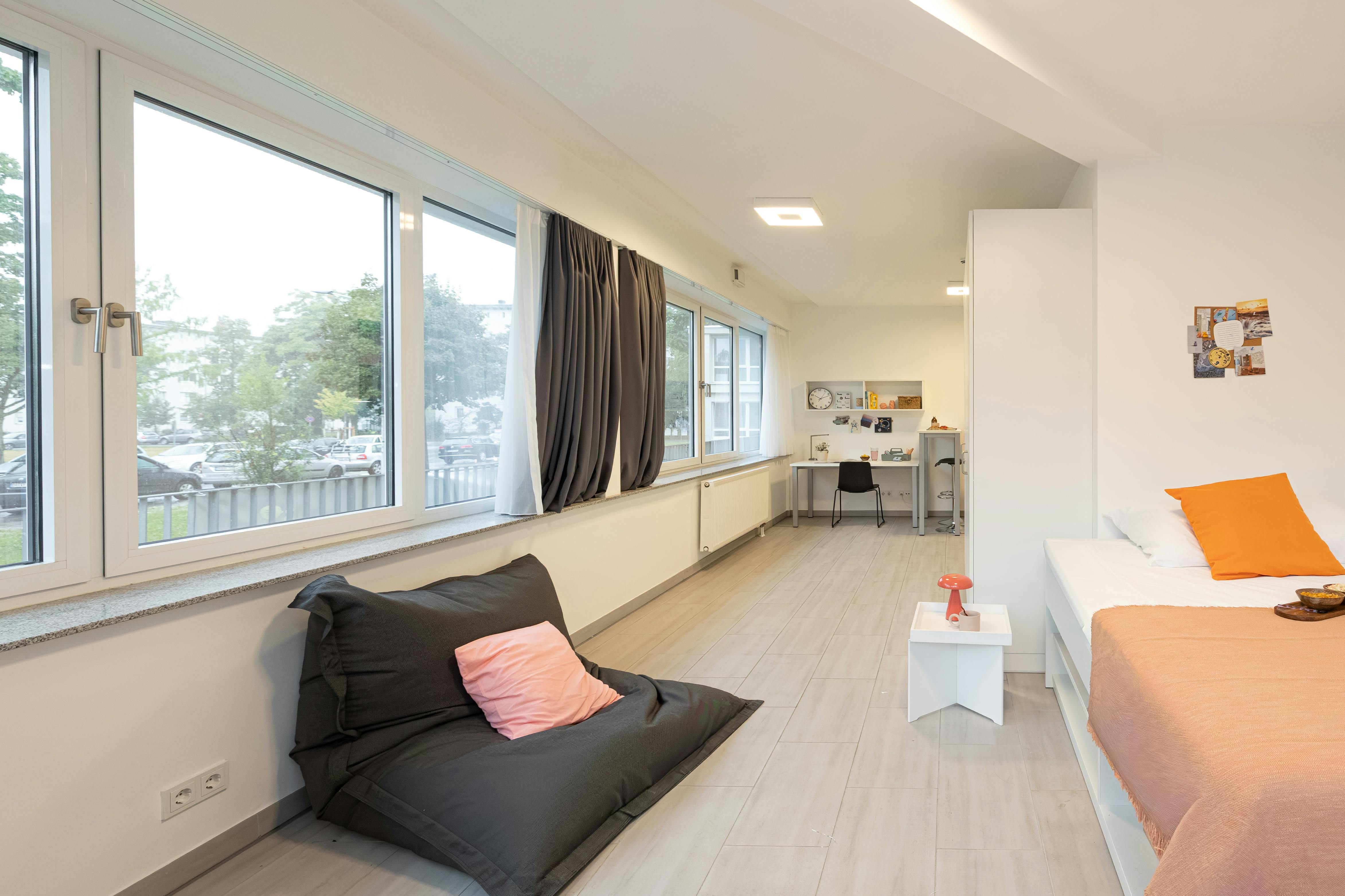 preview gallery tile