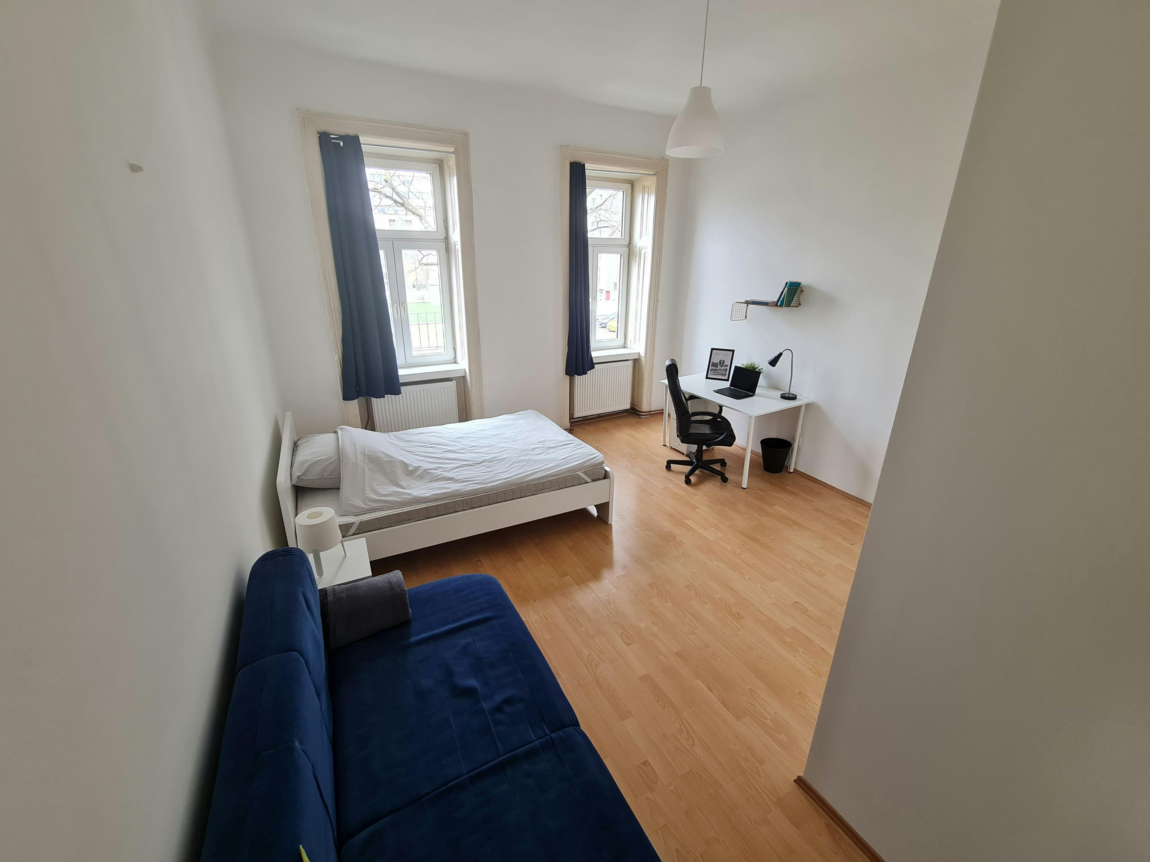 Treustraße, Vienna preview