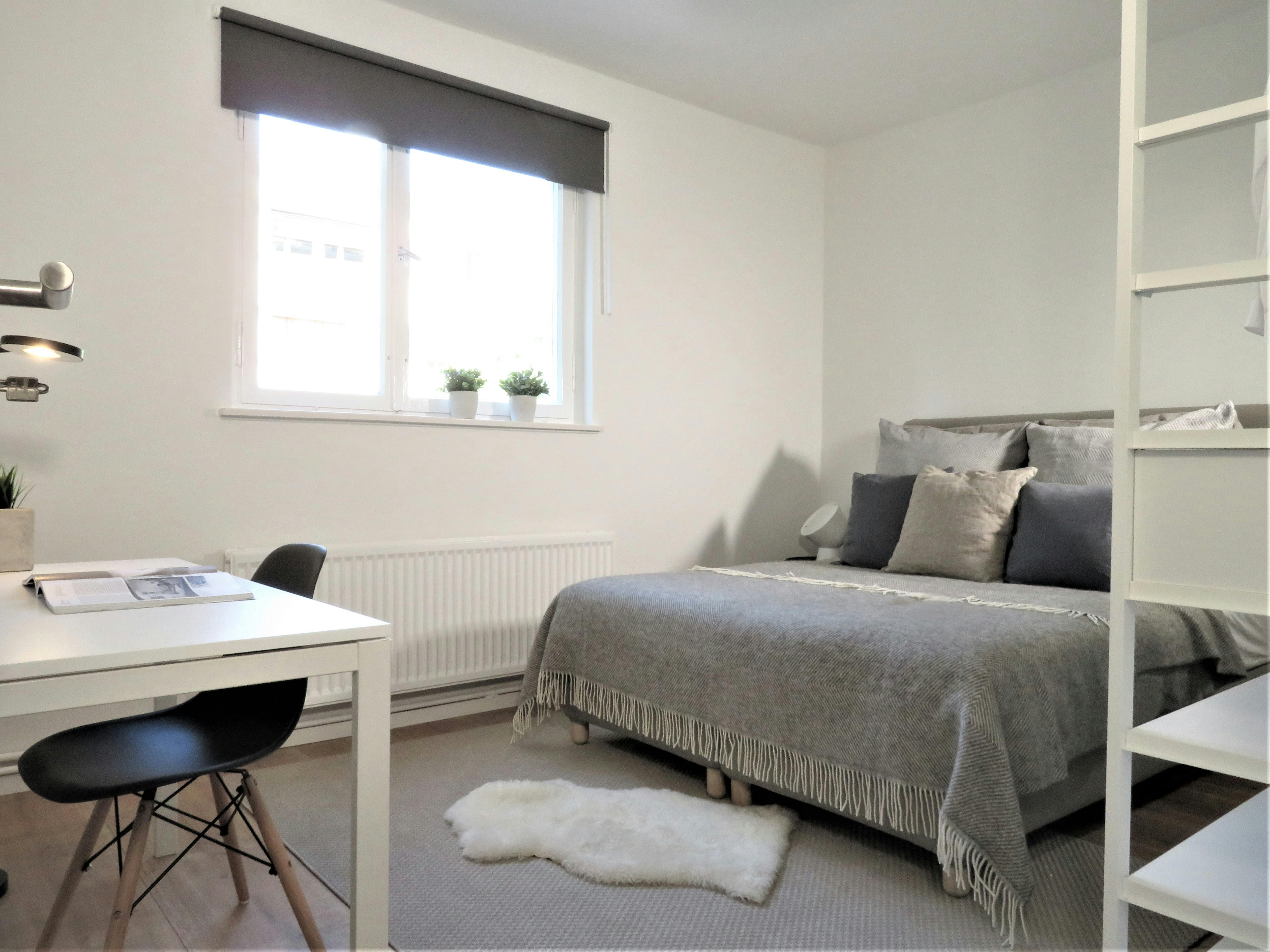 Apartment for rent for €2,050 per month in Berlin, Wartenburgstraße