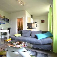 Apartment for rent for €1,595 per month in Raunheim, Schulstraße