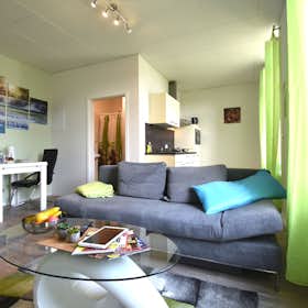 公寓 正在以 €1,595 的月租出租，其位于 Raunheim, Schulstraße