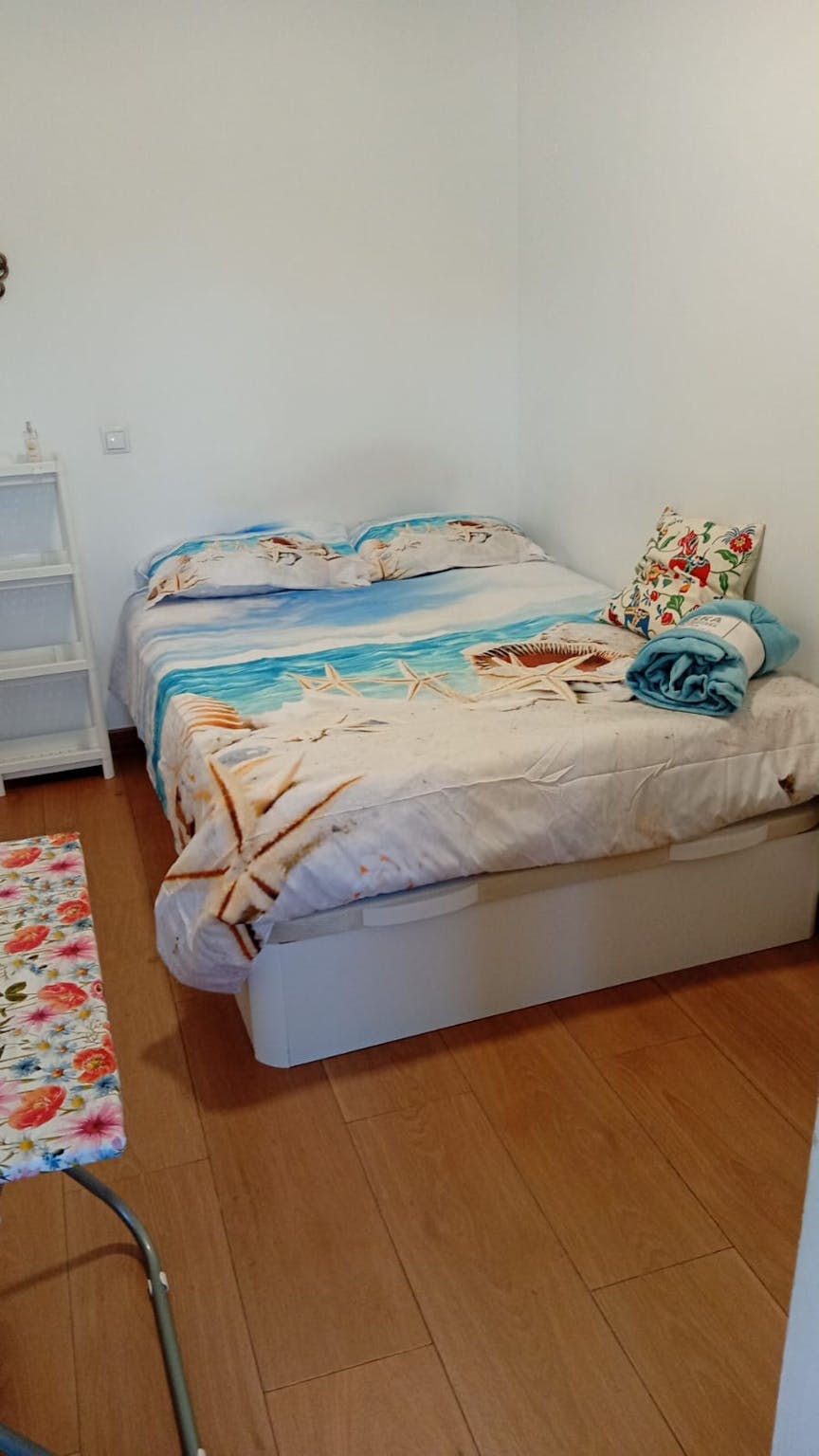 Calle Virgen de la Alegría, Madrid preview