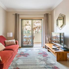 Appartement te huur voor € 745 per maand in Albufeira, Caminho Vale Azinheira