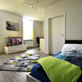 单间公寓 正在以 €1,385 的月租出租，其位于 Raunheim, Schulstraße