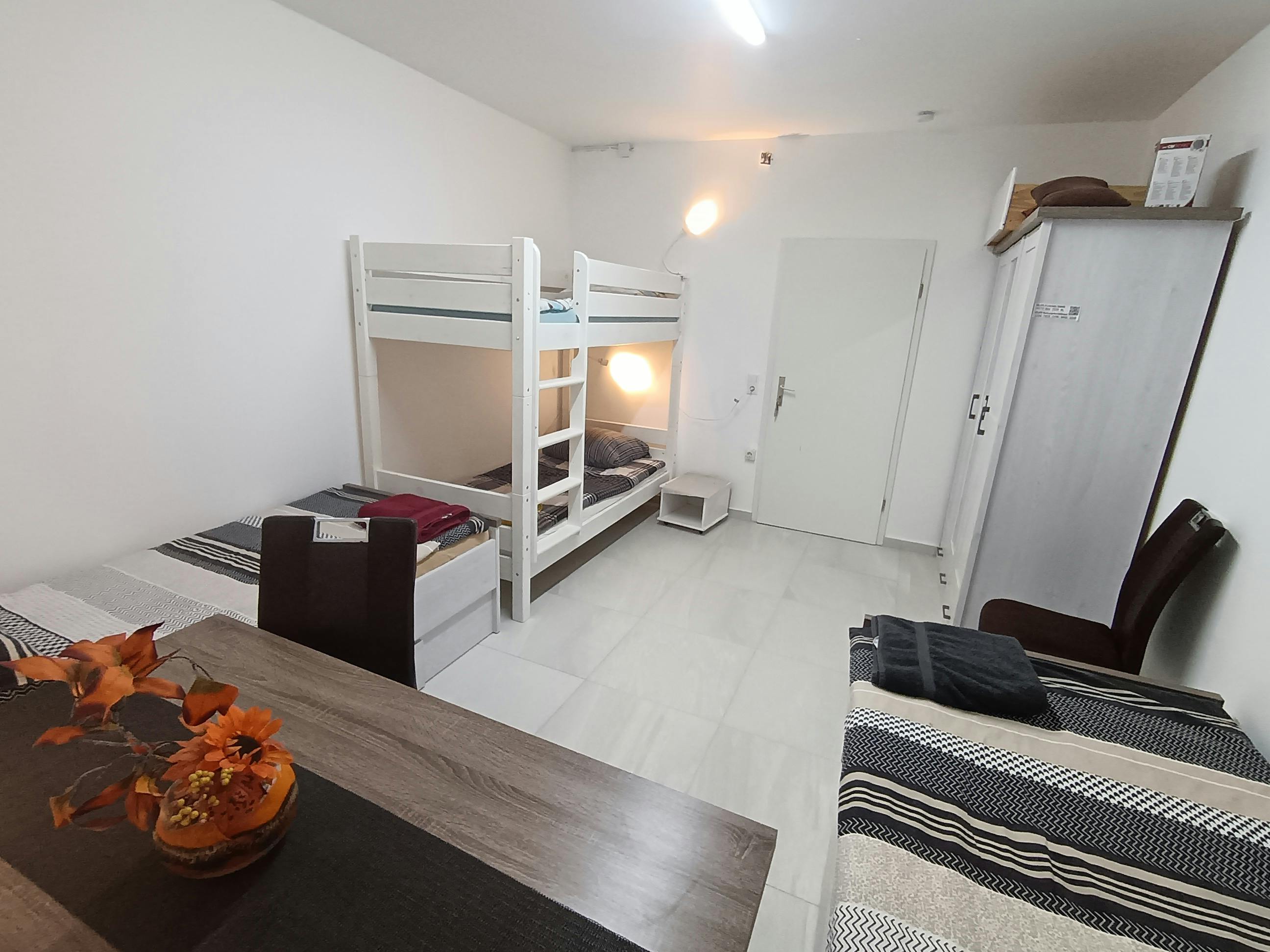 Pokój prywatny do wynajęcia za 1050 € miesięcznie w mieście Ostfildern, Mergenthalerstraße