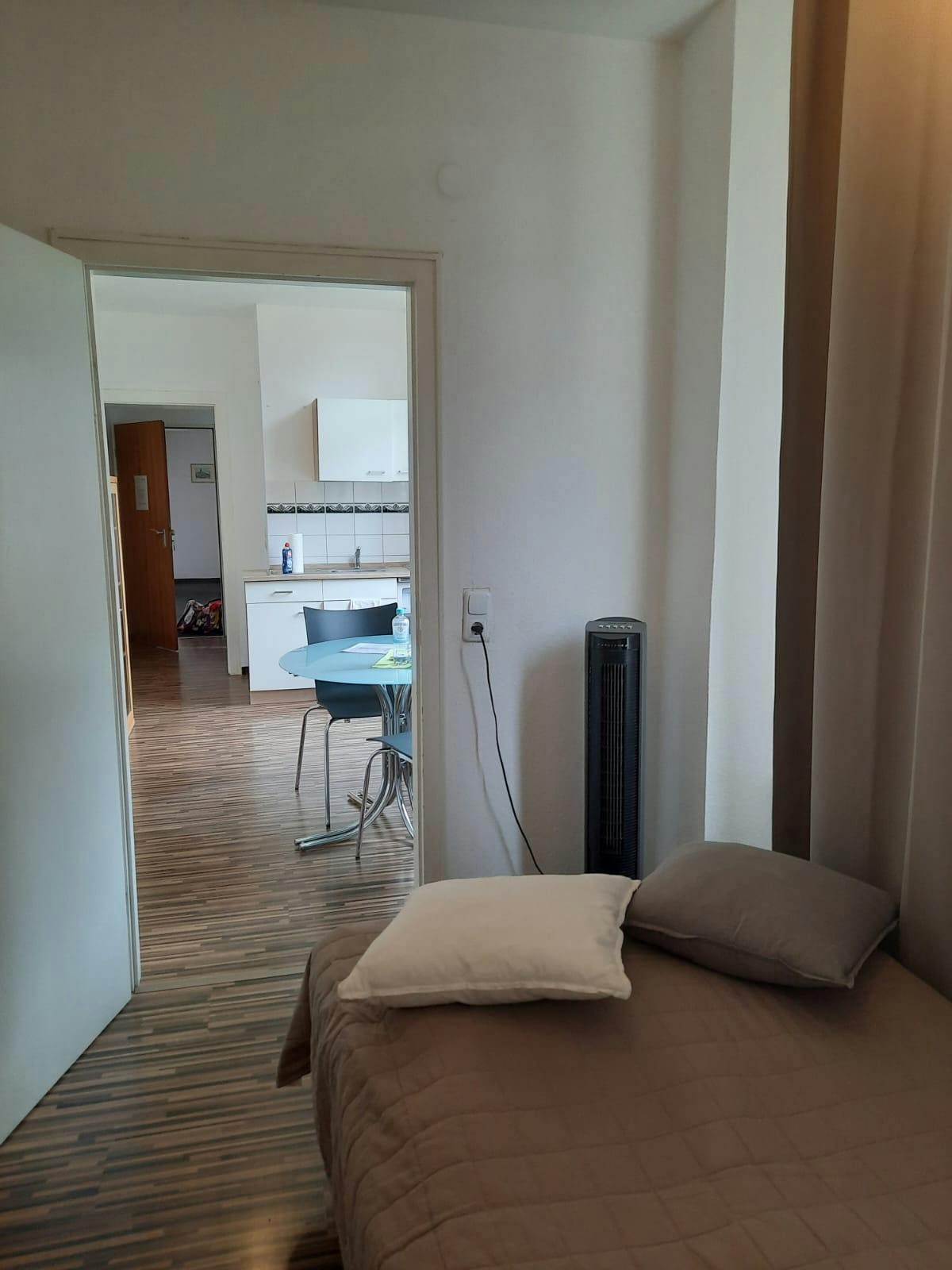 Apartment Düsseldorf — photo 31