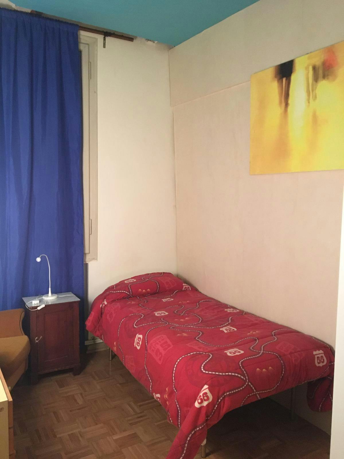 Via Castiglione, Bologna preview