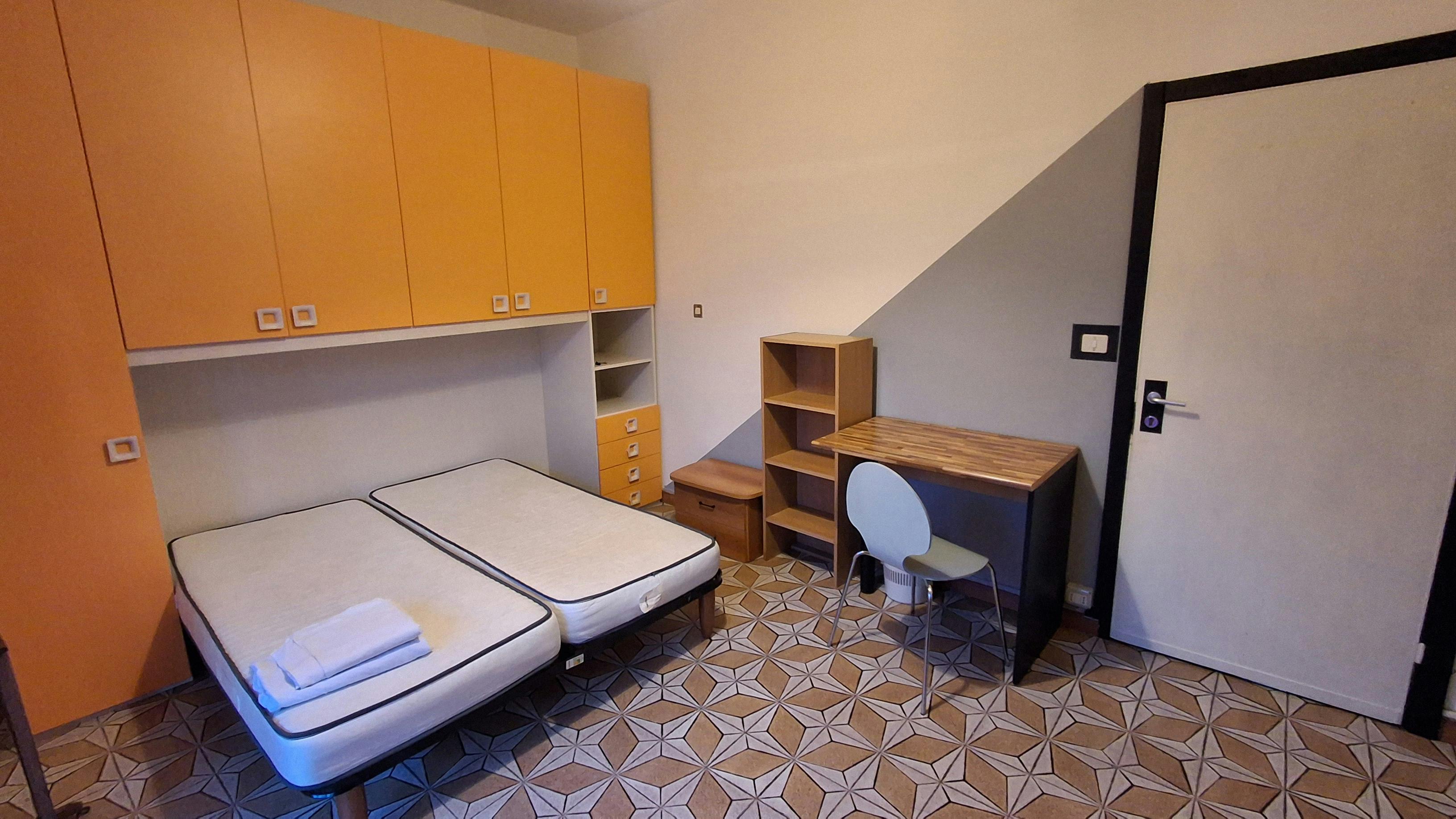 Stanza privata in affitto a 200 € al mese a Turin, Via Giovanni Roveda
