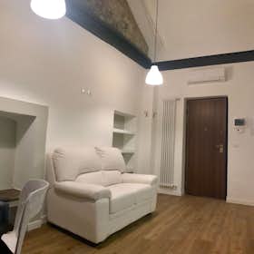 Appartement for rent for € 800 per month in Turin, Via Goffredo Mameli
