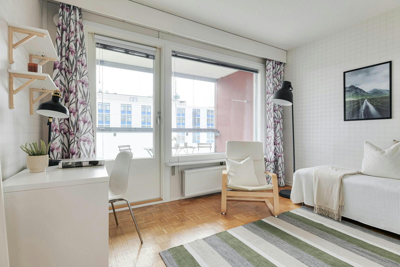 Opastinsilta, Helsinki preview