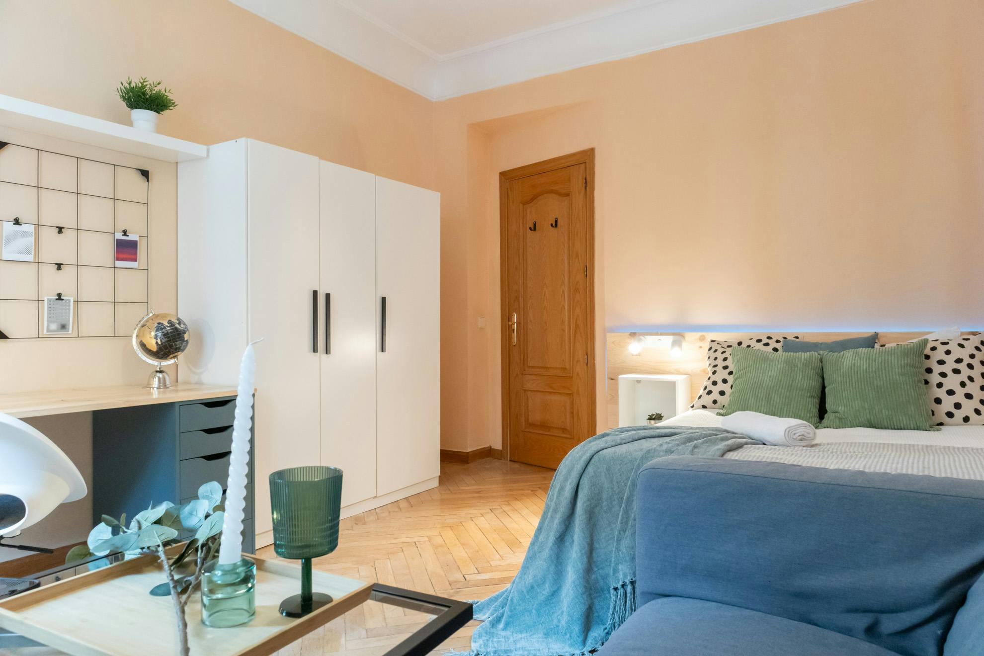 preview gallery tile