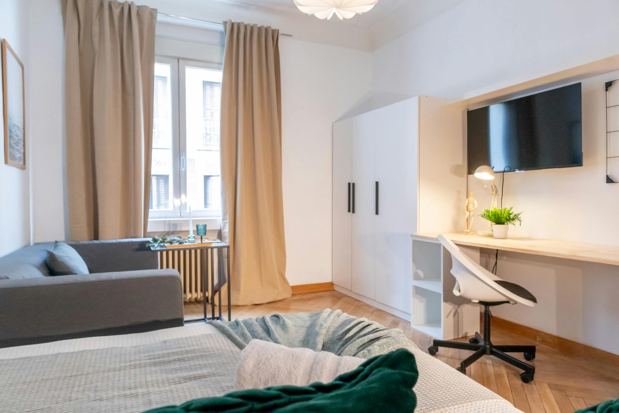 preview gallery tile