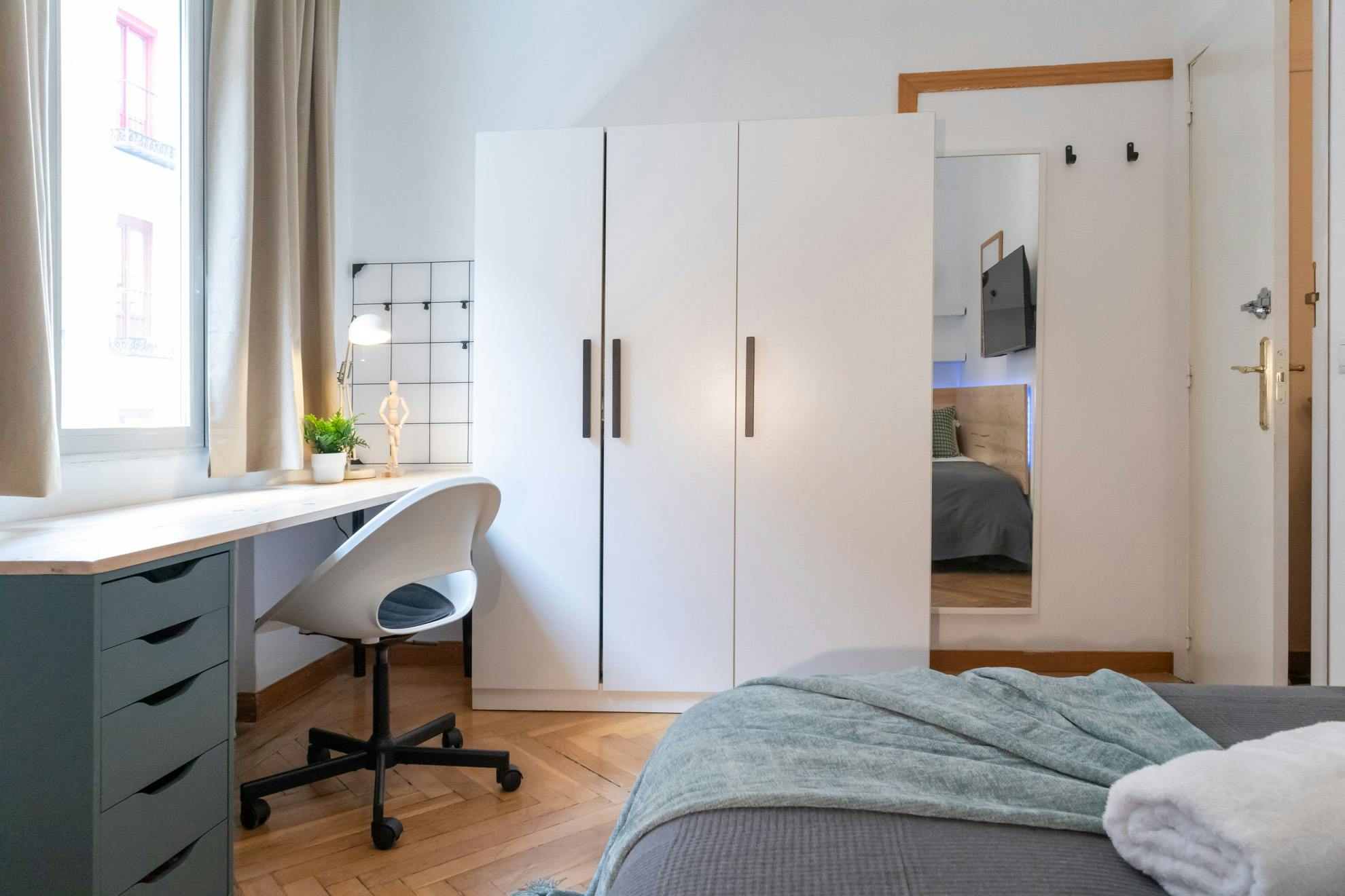 preview gallery tile