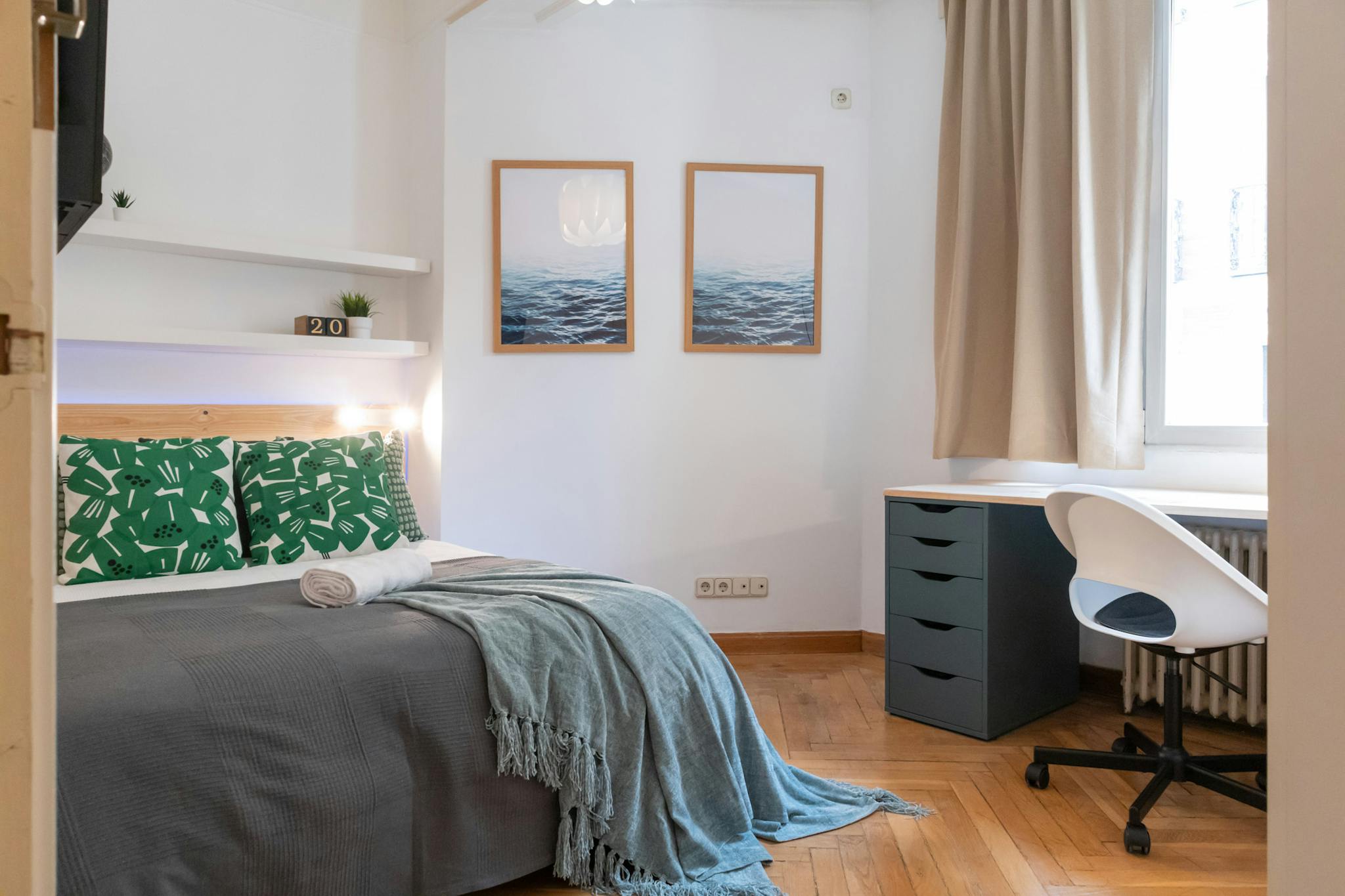 Calle Isabel La Católica, Madrid preview