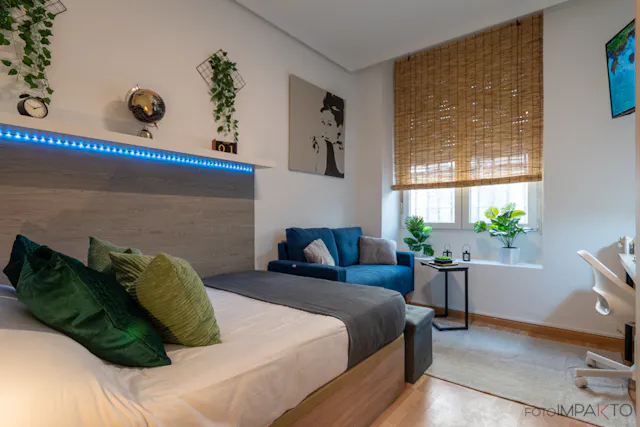 Private room in Calle de las Huertas, Madrid (1081255) room image 1