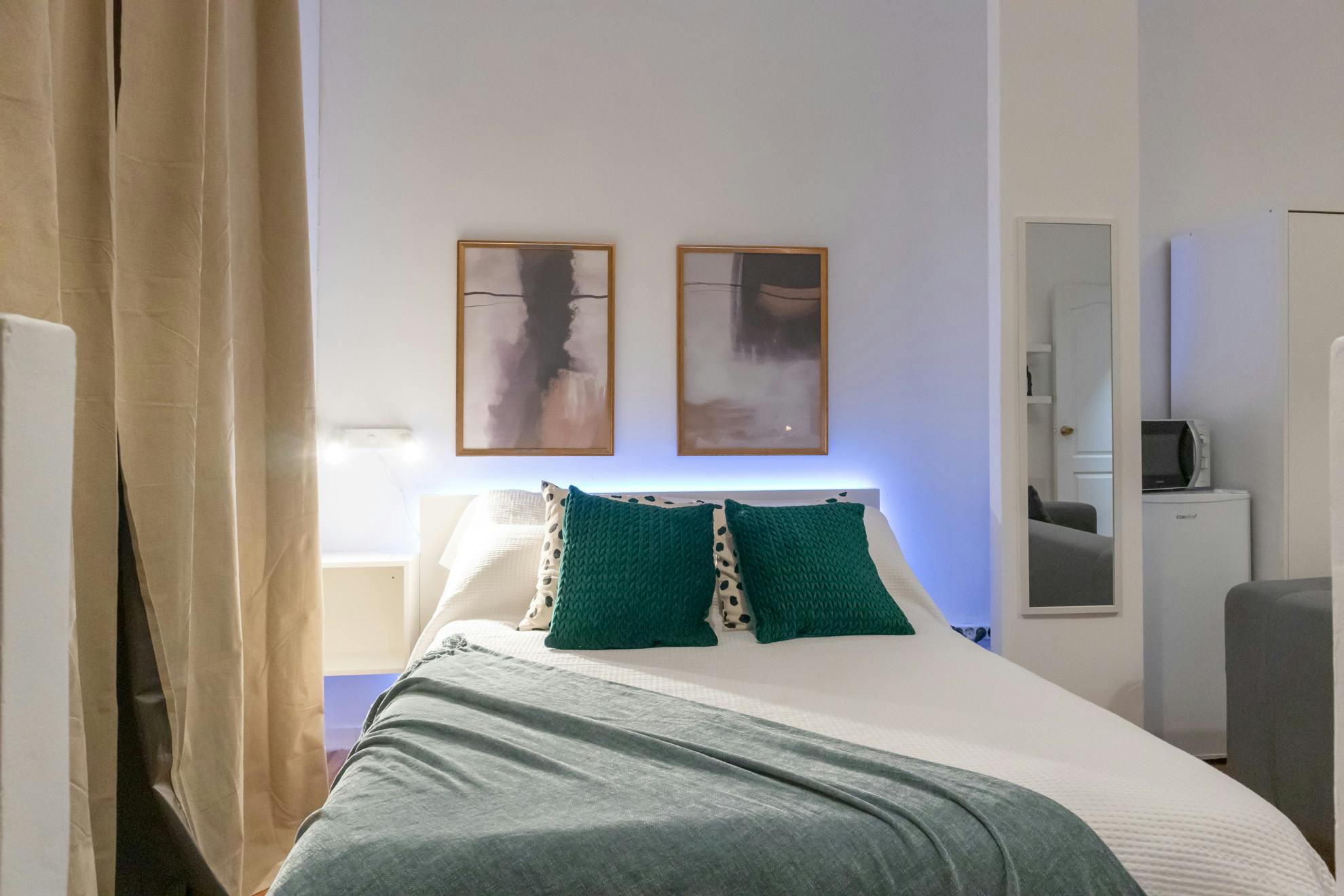 preview gallery tile