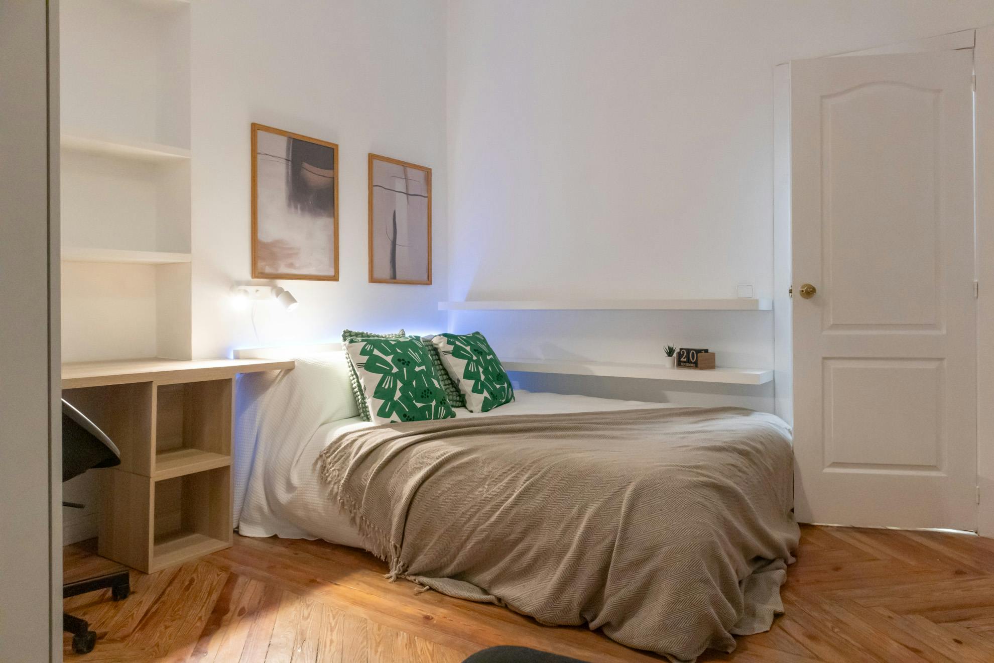 preview gallery tile