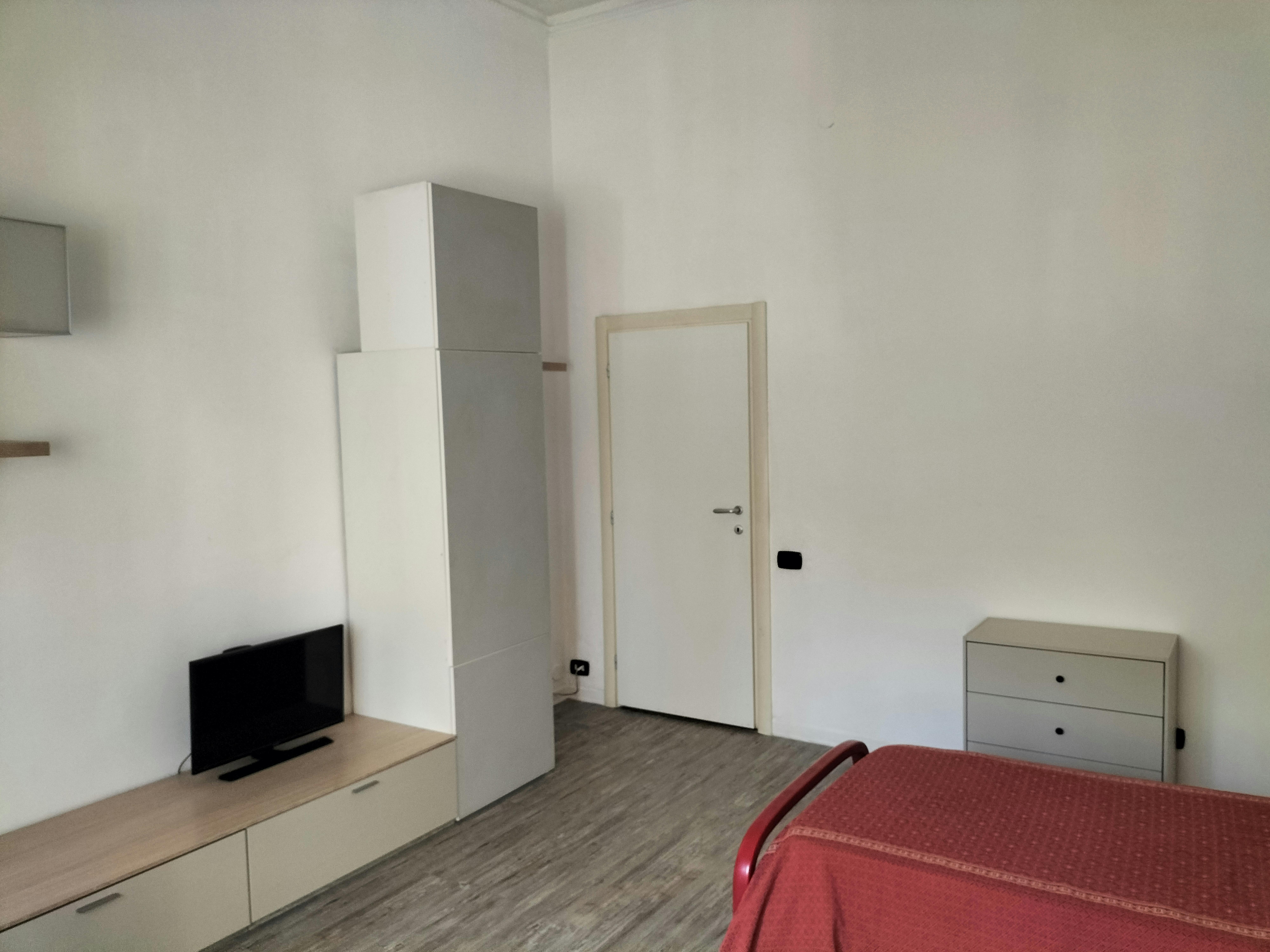 Single room Florence, 1 bed, 22m² — photo 12