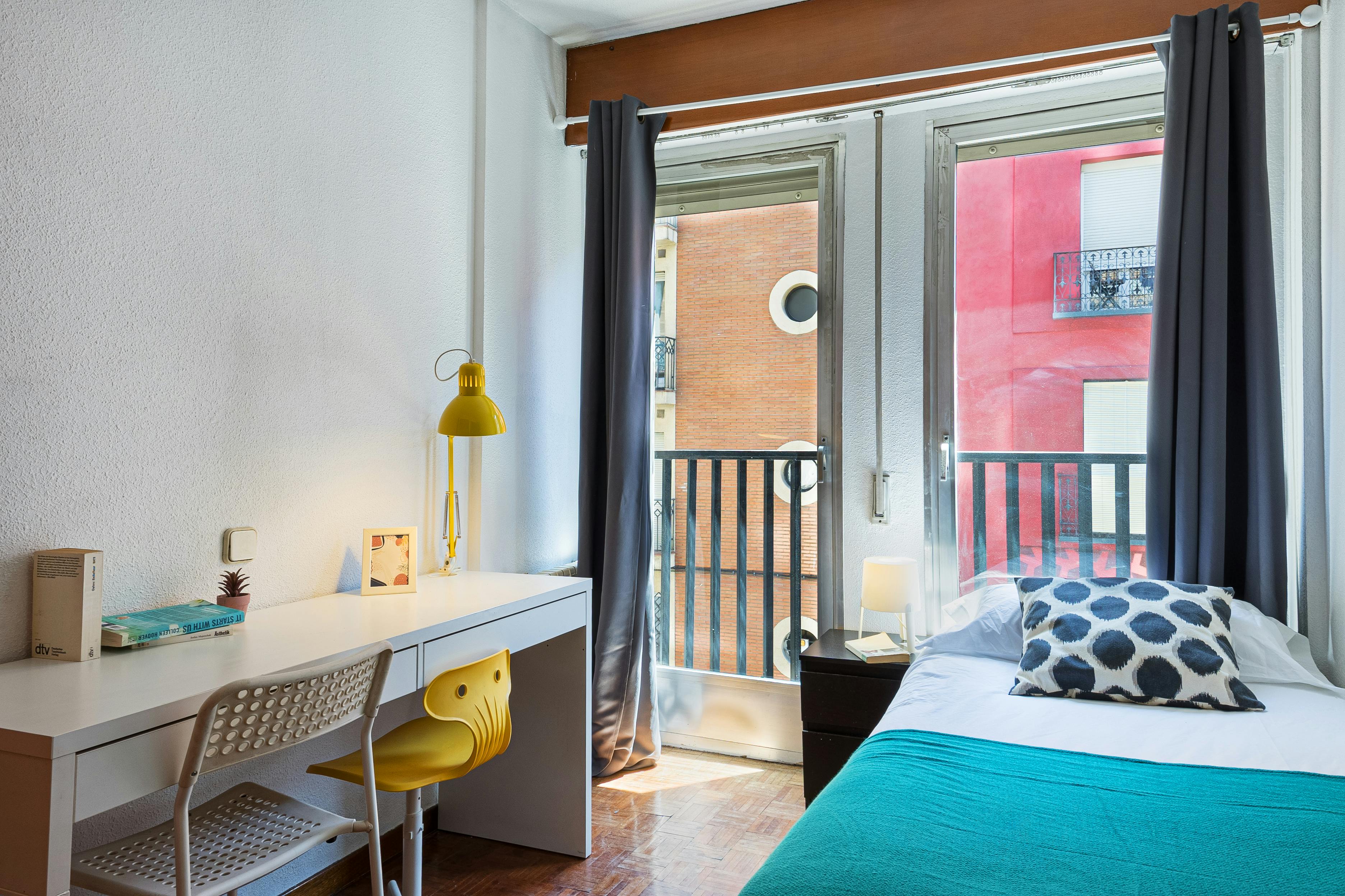 Calle de Estanislao Figueras, Madrid preview