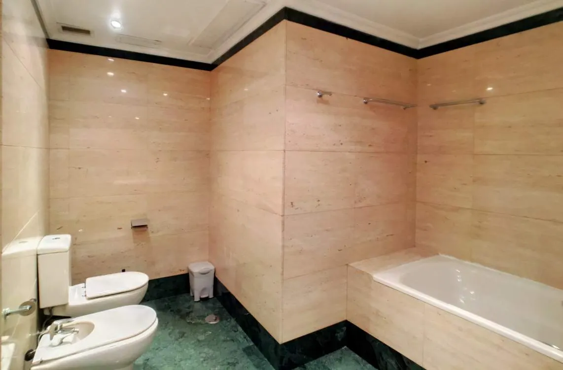 Private room in Calle de San Bernardo, Madrid (1081762) ROOM 1