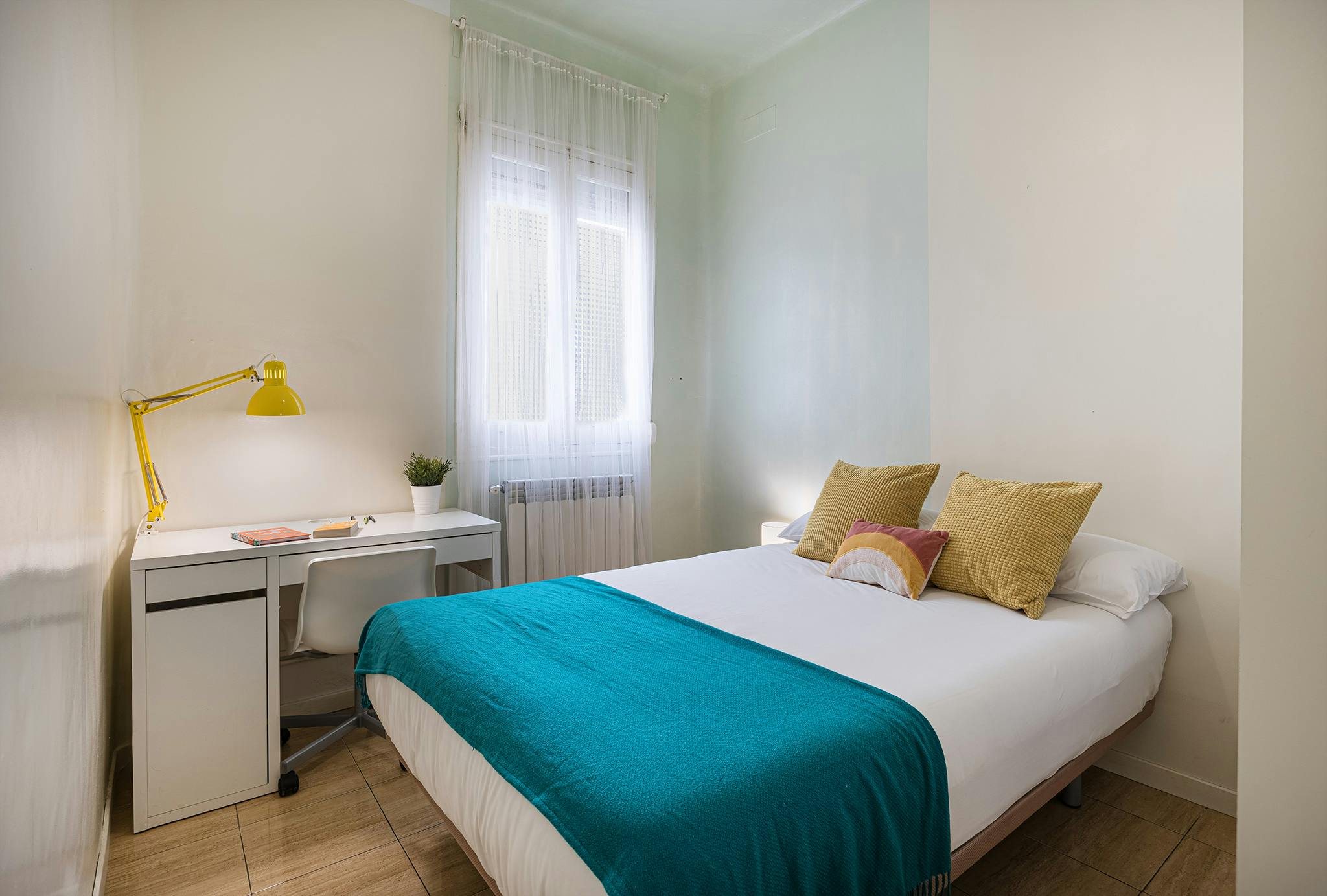 Calle de O'Donnell, Madrid preview