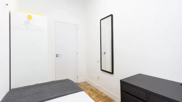 Private room in Calle de Bravo Murillo, Madrid (1081913) room image 2
