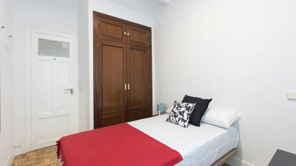 Apartment Madrid, 8m² — photo 11