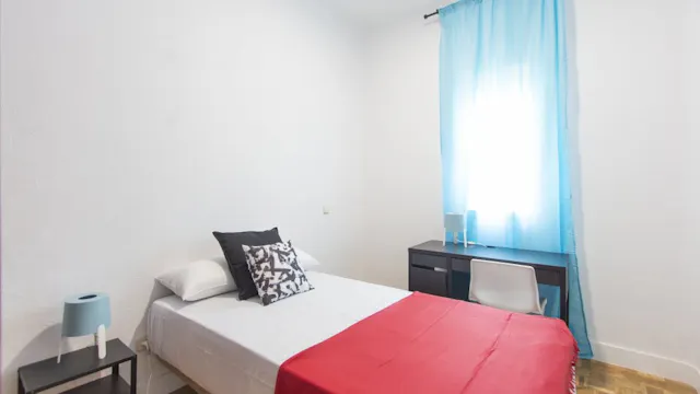 Private room in Calle de Bravo Murillo, Madrid (1081916) room image 1