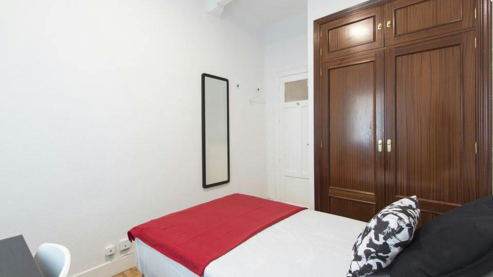 Apartment Madrid, 8m² — photo 16