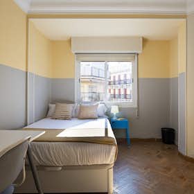 Private room for rent for €600 per month in Madrid, Calle de Cartagena