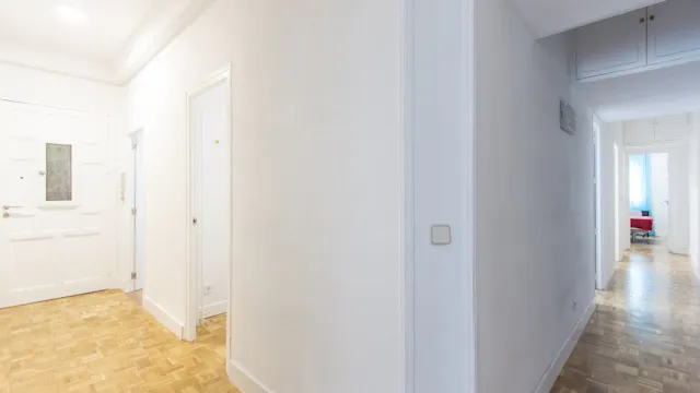 Private room in Calle de Bravo Murillo, Madrid (1081930) room image 6