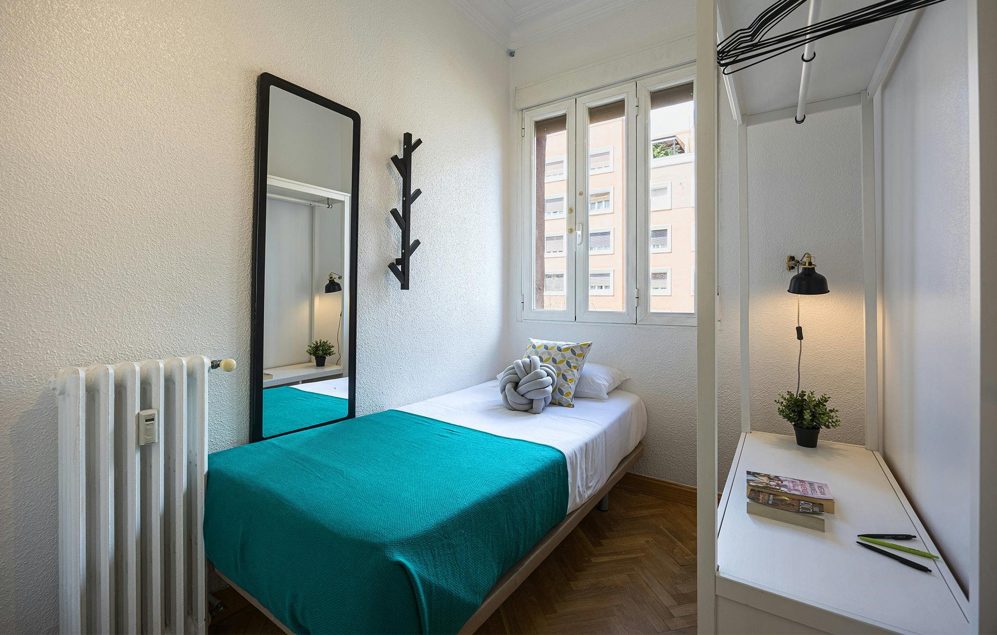 Calle de Ibiza, Madrid preview