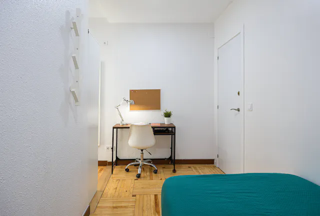 Private room in Calle Doctor Castelo, Madrid (1082587) room image 2