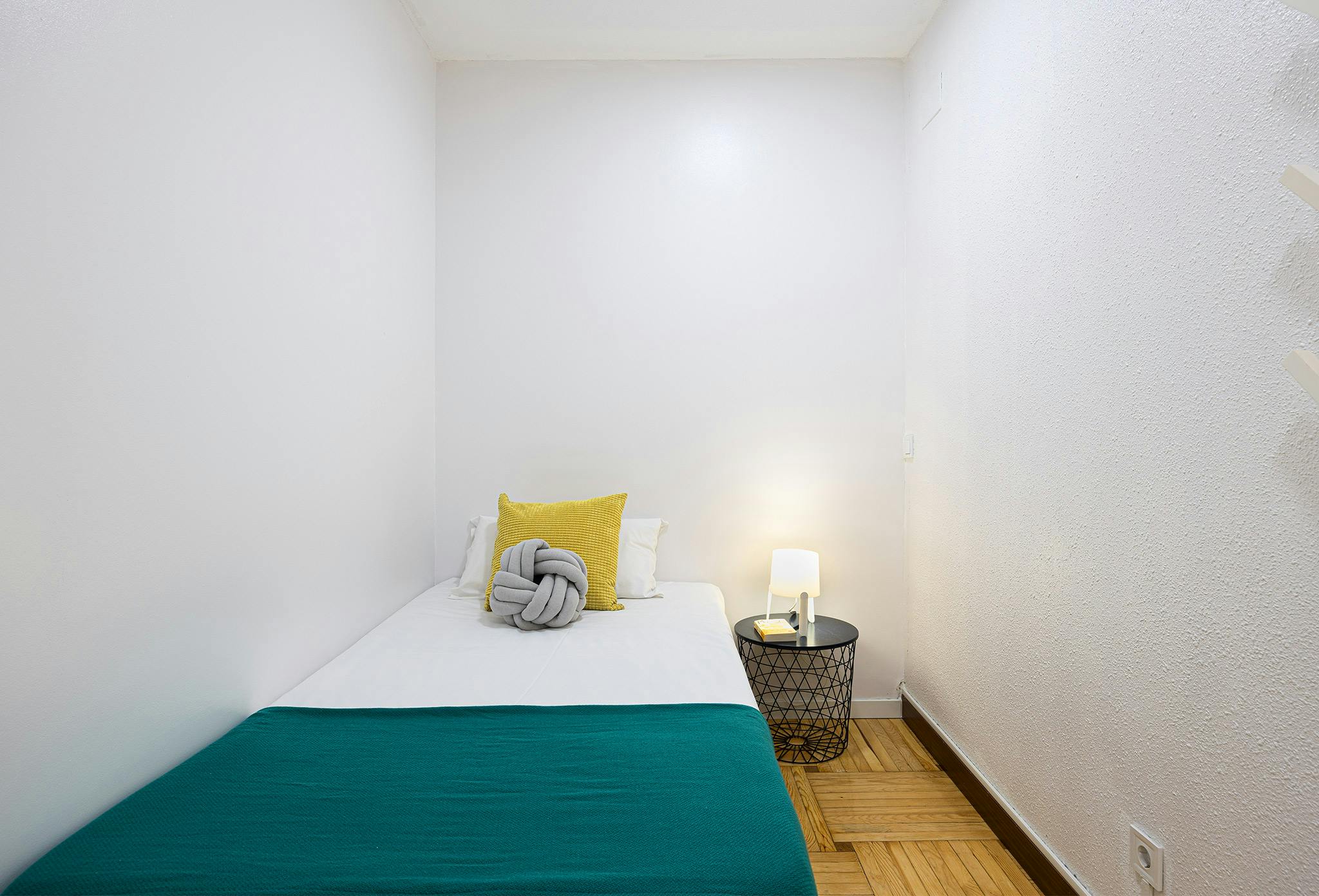 Calle Doctor Castelo, Madrid preview