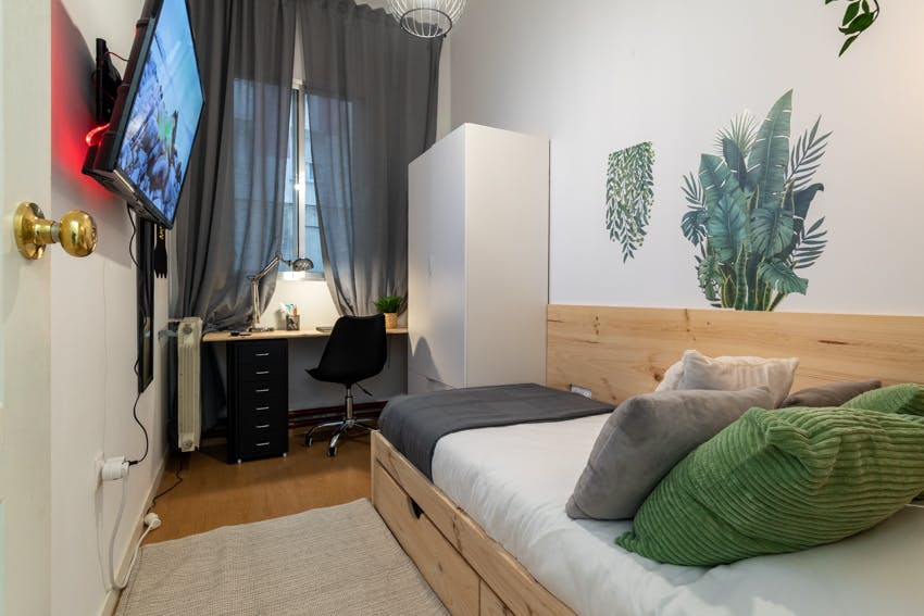 Calle Hilarión Eslava, Madrid preview