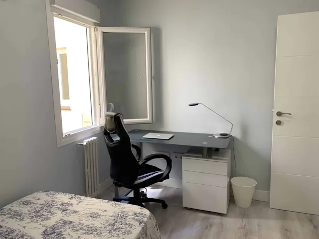 Private room in Calle de Fernández de los Ríos, Madrid (1083279) room image 1
