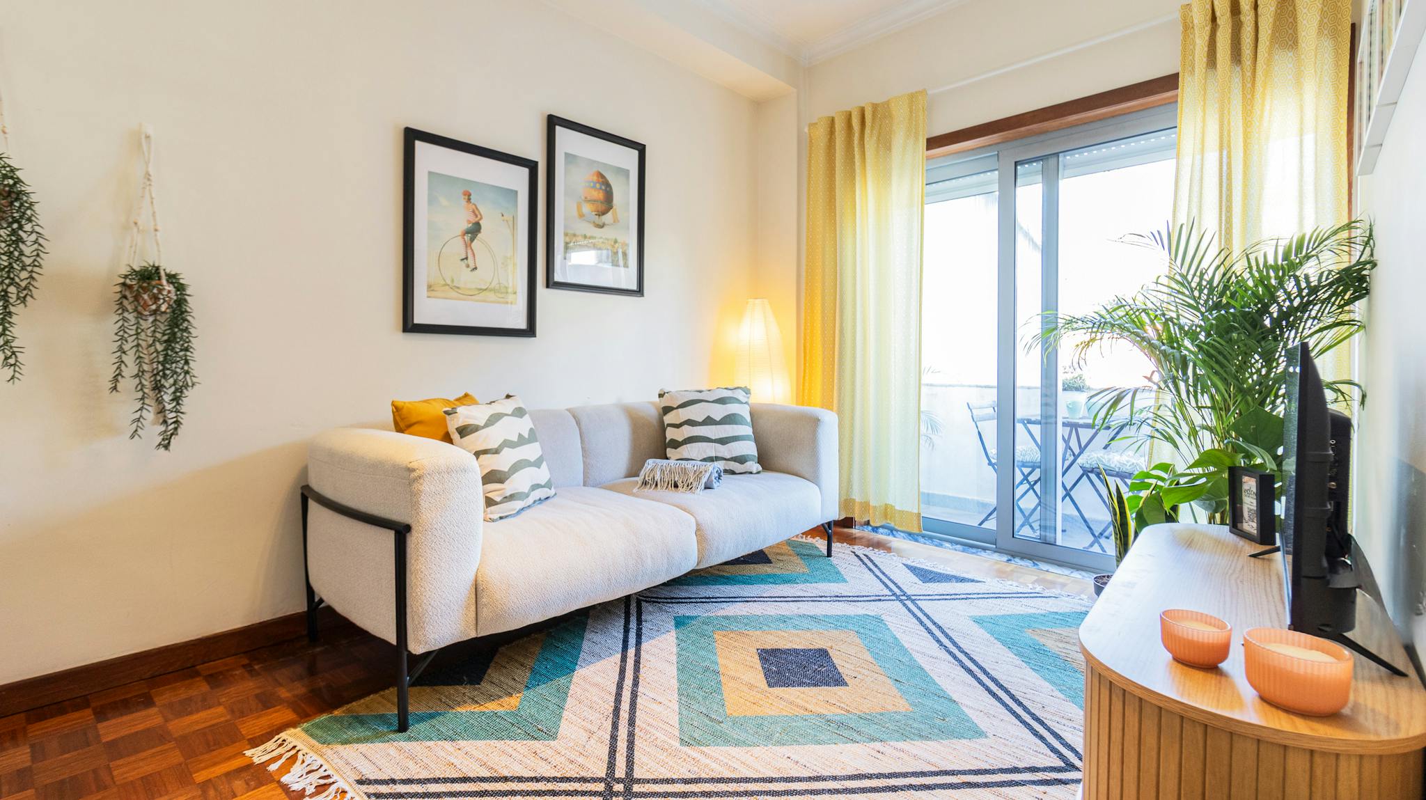 Rua de Faria Guimarães, Porto preview