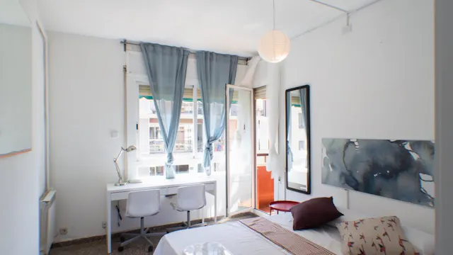 Private room in Carrer del Comte Borrell, Barcelona (1083572) room image 1