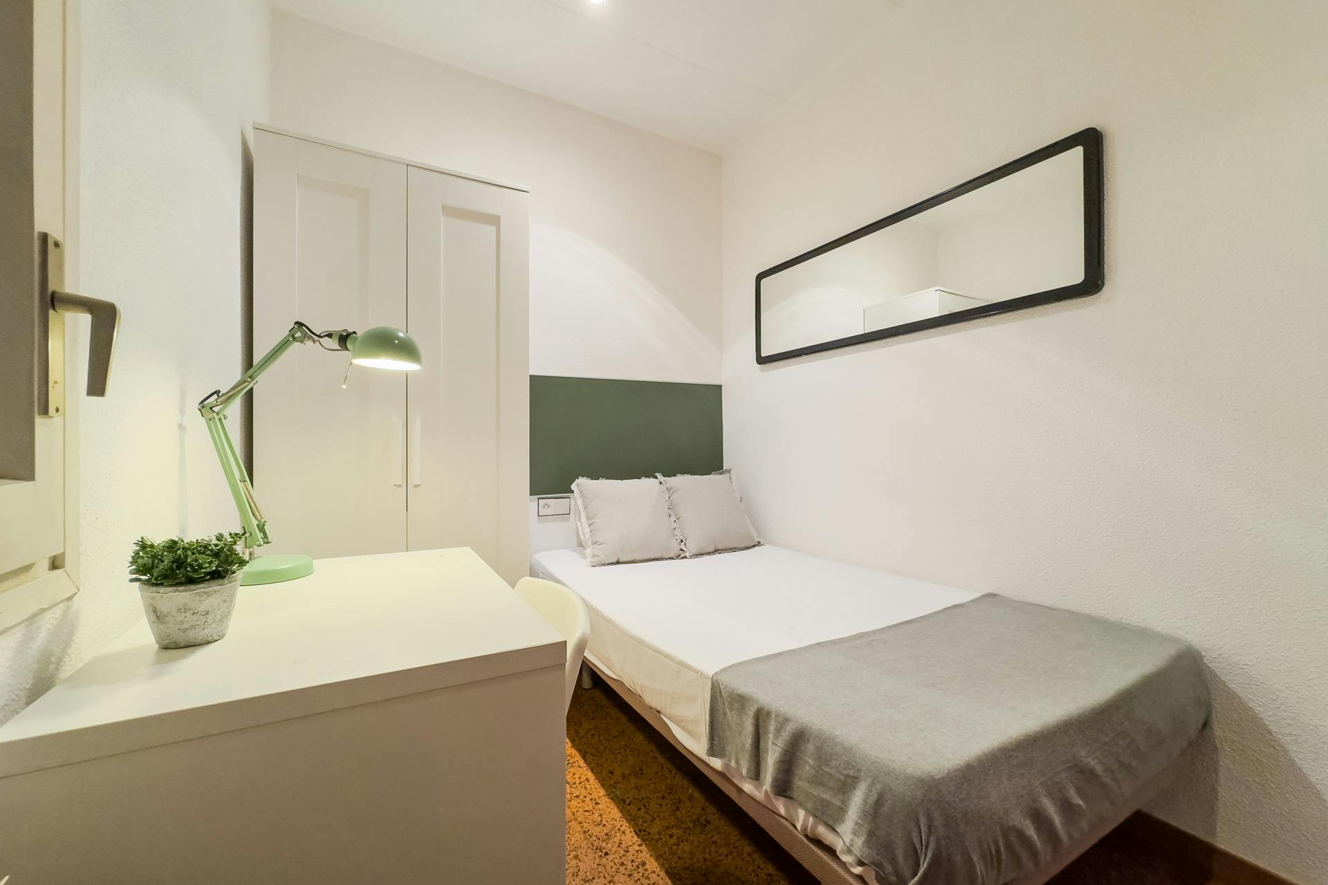 Carrer del Comte Borrell, Barcelona Barcelona