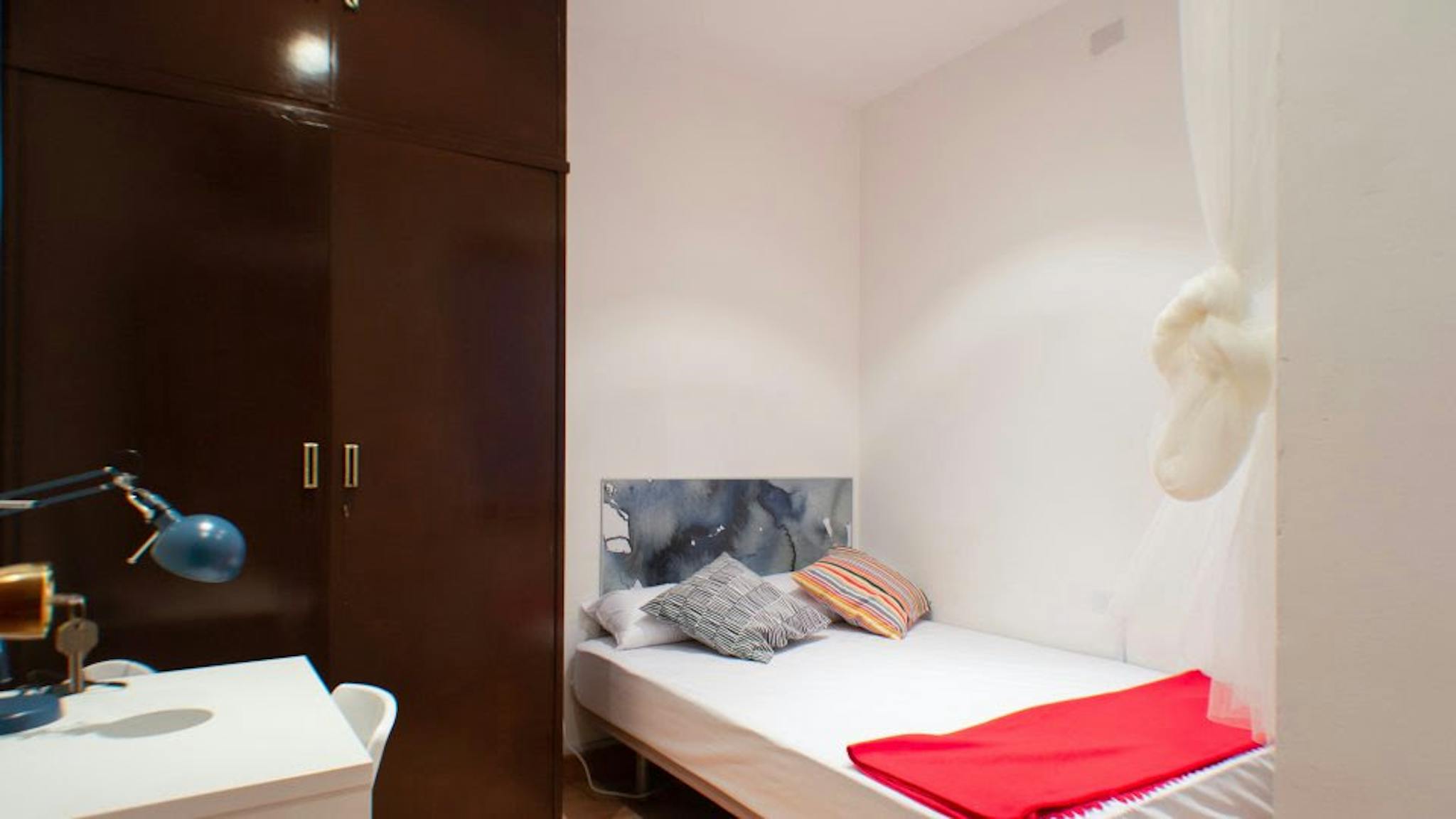 Carrer del Comte Borrell, Barcelona preview