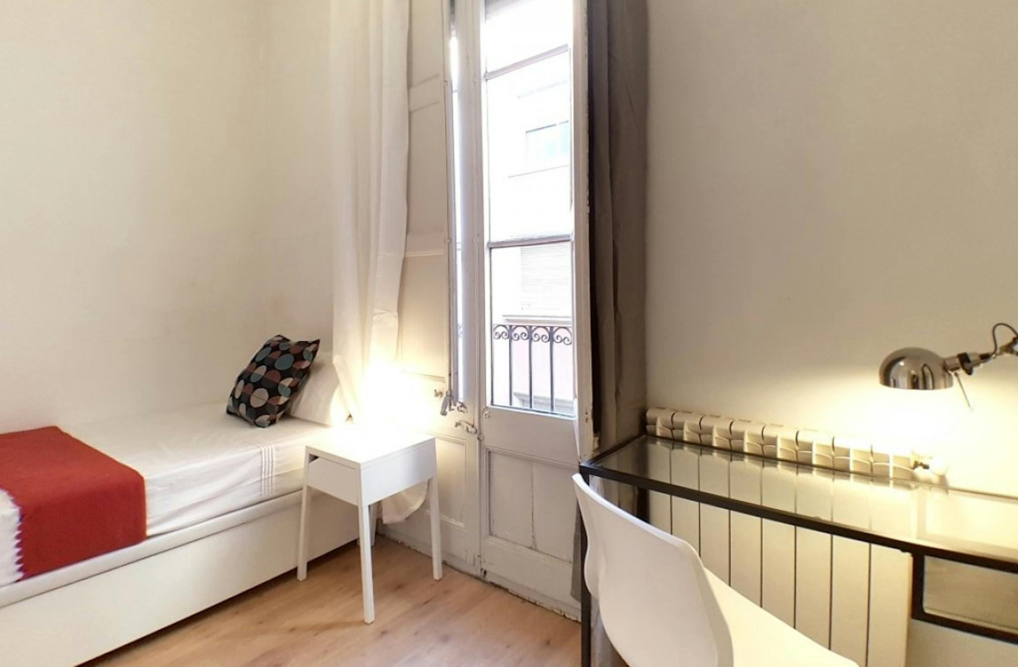 Carrer de Còrsega, Barcelona preview