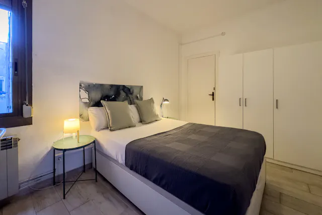 Private room in Carrer de Rosalía de Castro, Barcelona (1083986) room image 1