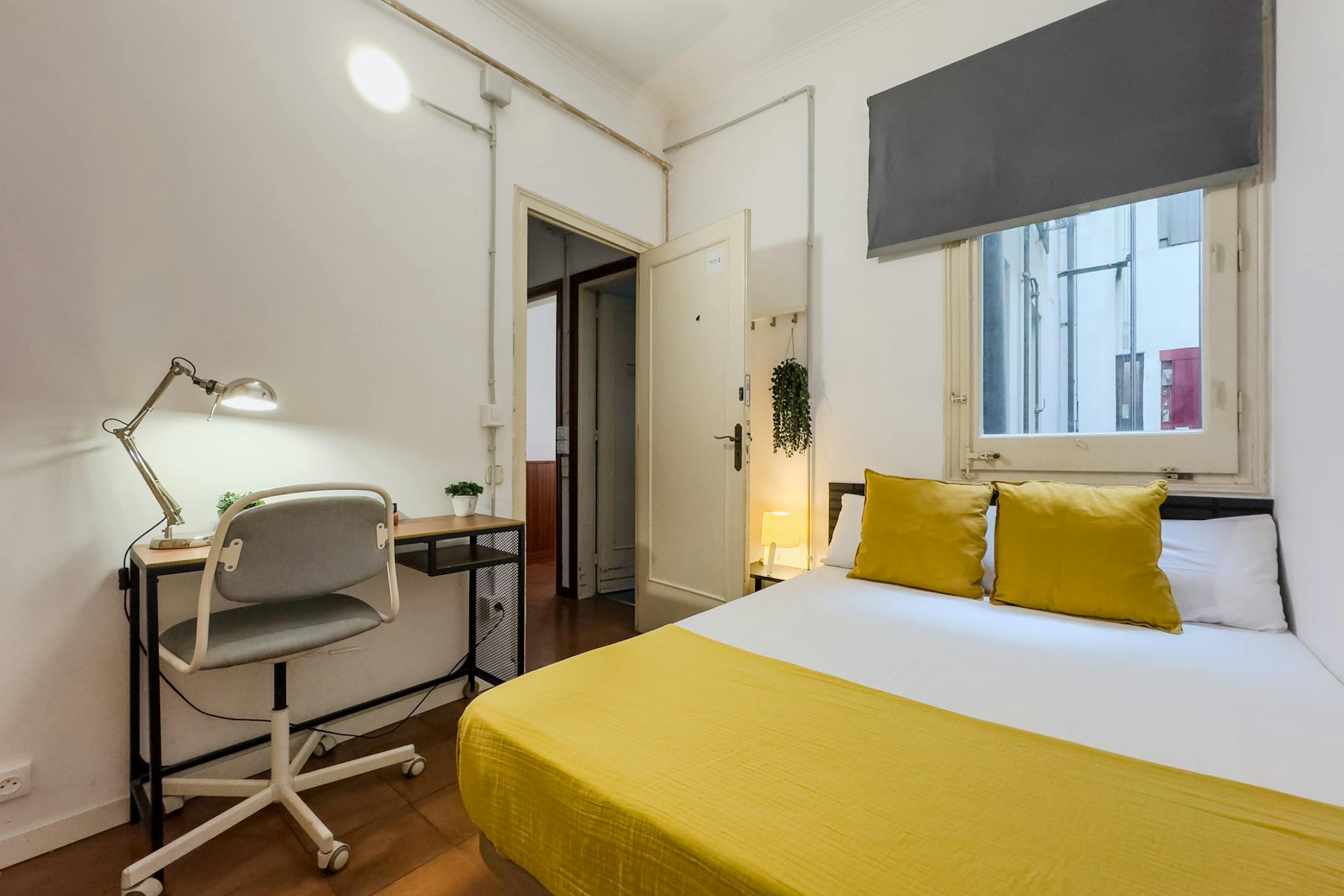 Carrer de València, Barcelona preview